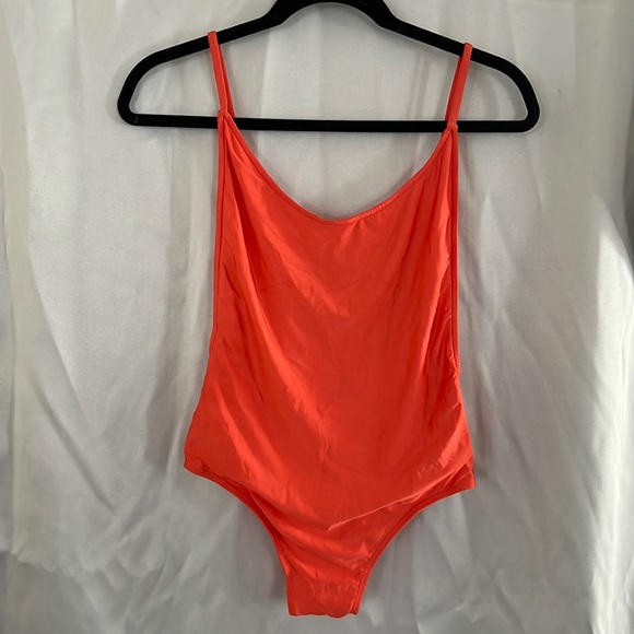 Le Saint Brazilian bathing suit- size medium- excellent condition- worn twice - Picture 3 of 6